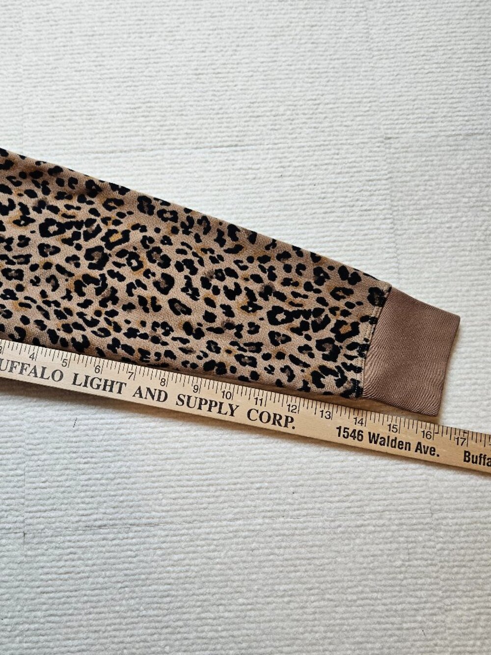 Re-Imagined by J. Crew Factory leopard pullover sweatshirt - size Small - Picture 6 of 9